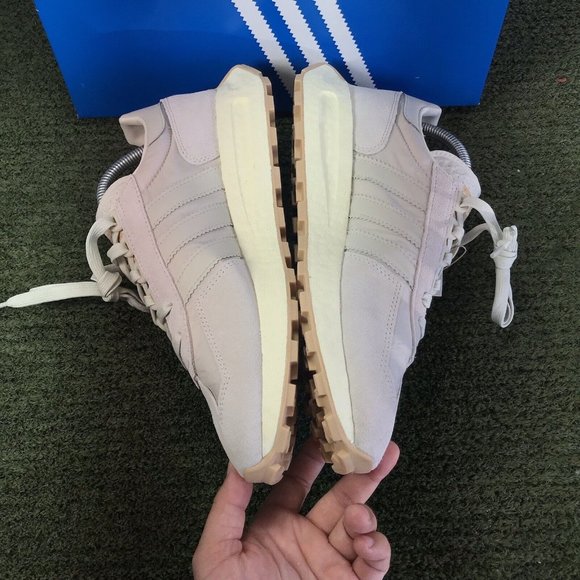 Adidas Originals Retropy E5 HQ8603 Casual Sneakers Alumina Magic Beige Men Sz 9 - Picture 2 of 9
